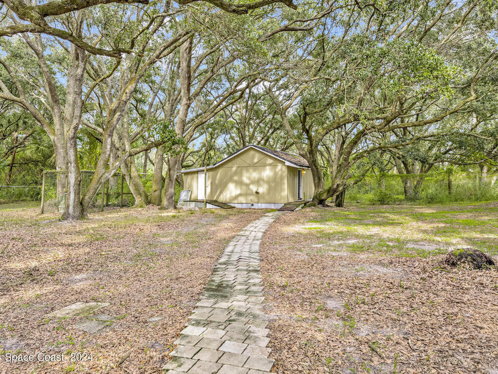 3140 Davis Rd, Mims, FL 32754