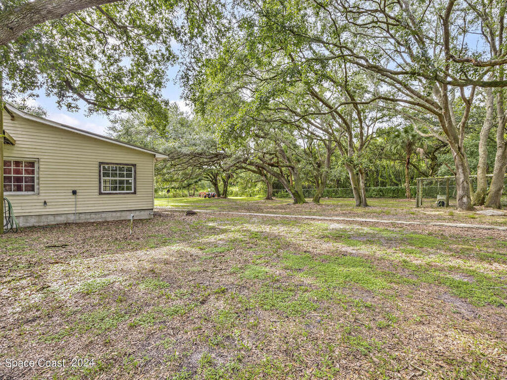 3140 Davis Rd, Mims, FL 32754