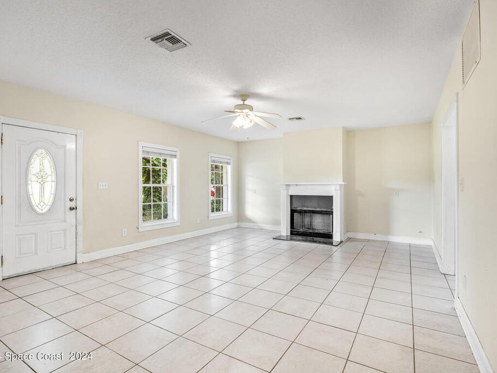 3140 Davis Rd, Mims, FL 32754