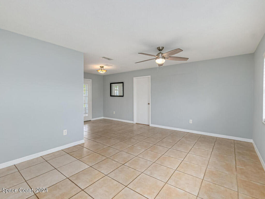 240 Meadowbrook Avenue, Merritt Island, FL 32953