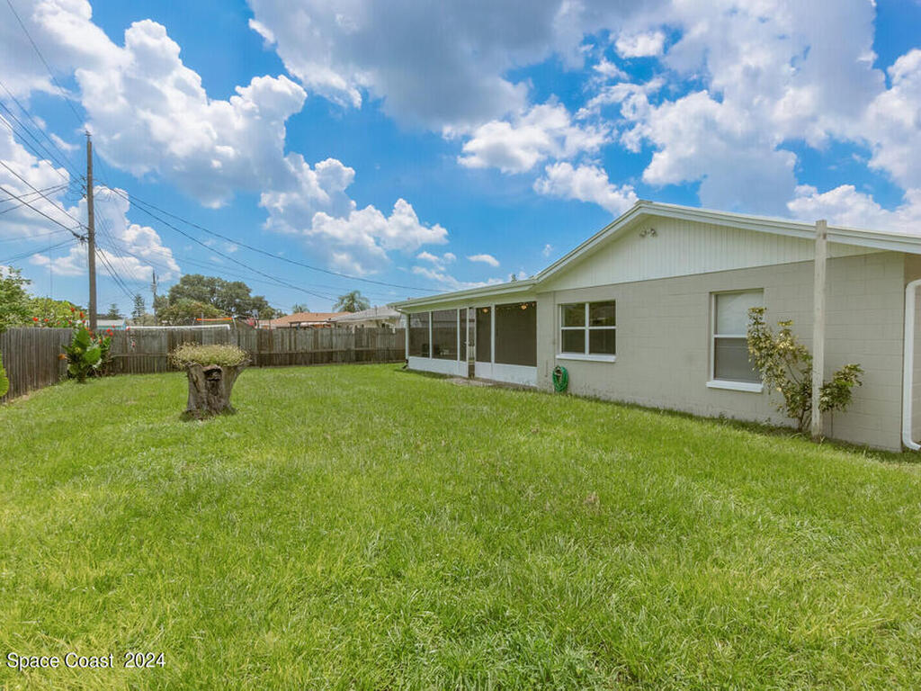 240 Meadowbrook Avenue, Merritt Island, FL 32953