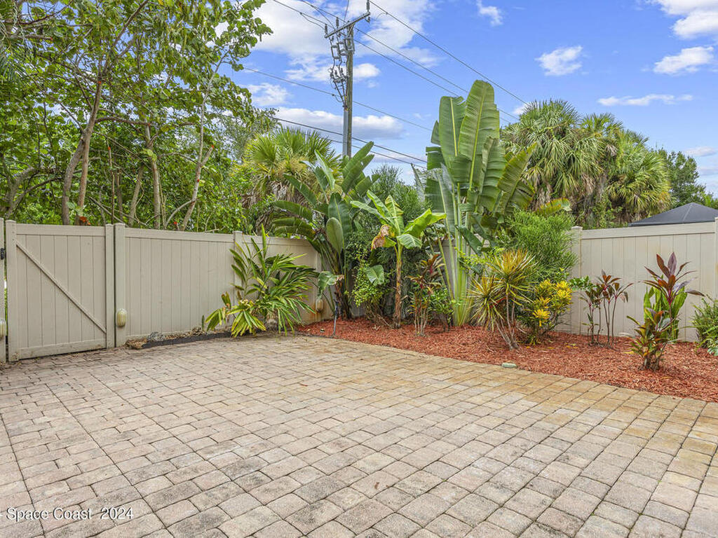 2822 Glenridge Circle, Merritt Island, FL 32953