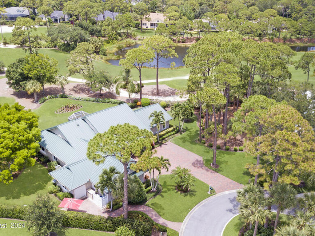 1000 Wood Haven Lane, Vero Beach, FL 32962