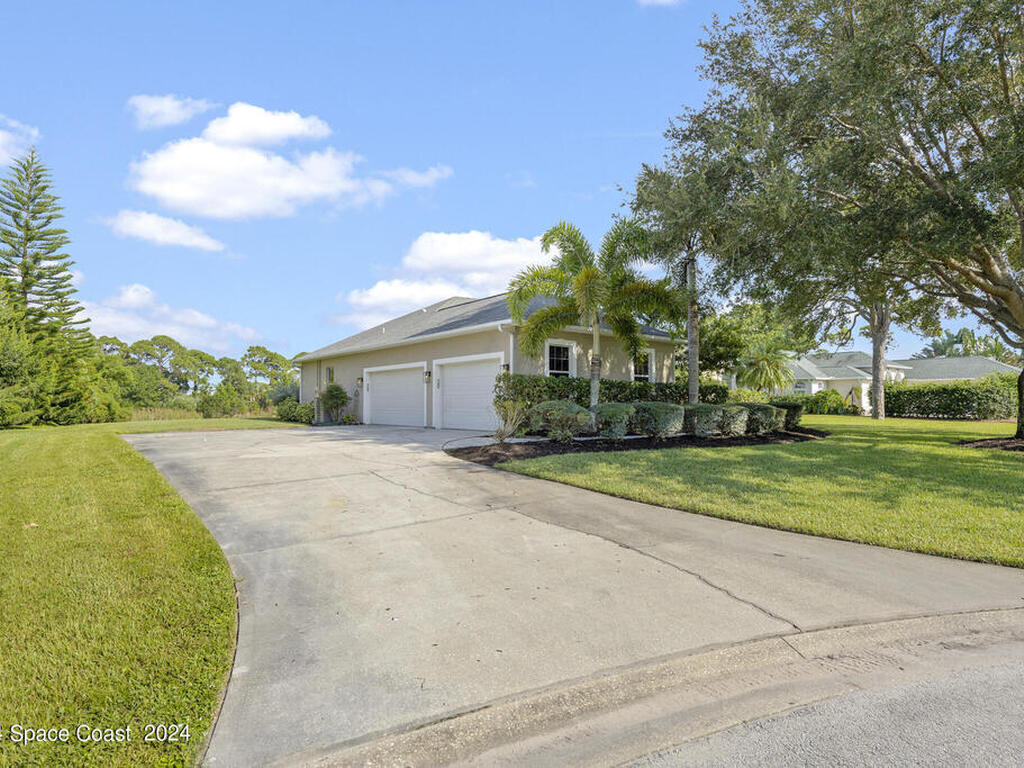 5275 Wildwood Avenue, Merritt Island, FL 32953