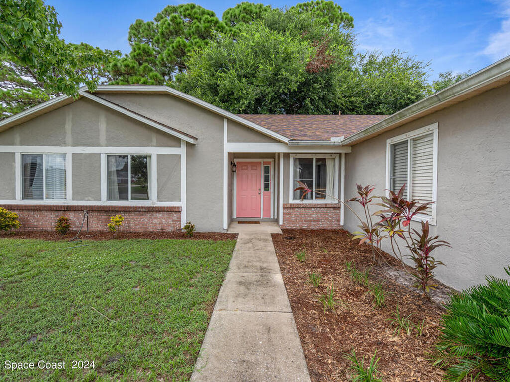 850 Pine View Avenue, Rockledge, FL 32955