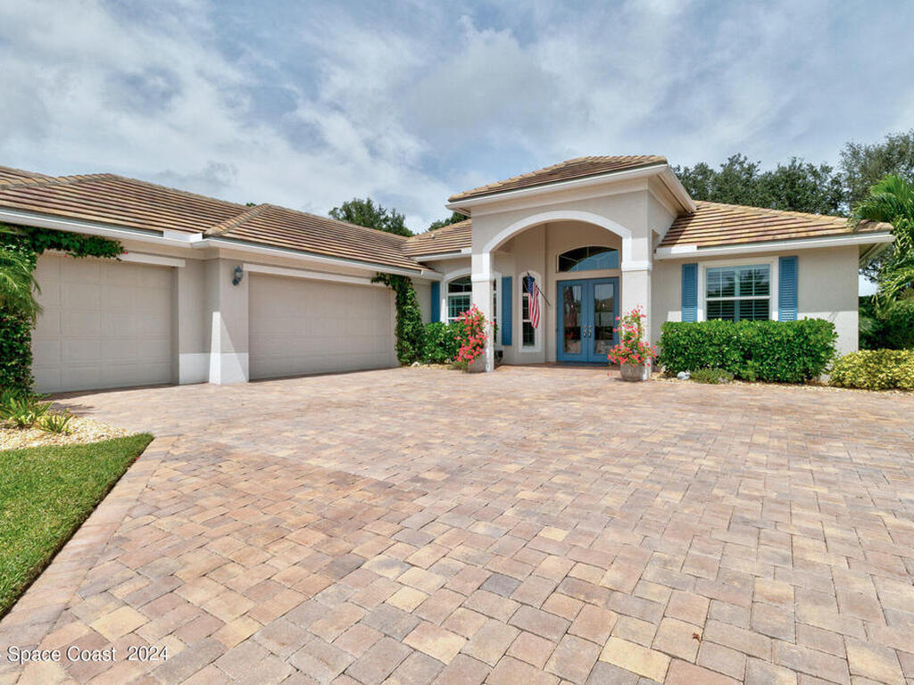 6095 Graysen Square, Vero Beach, FL 32967