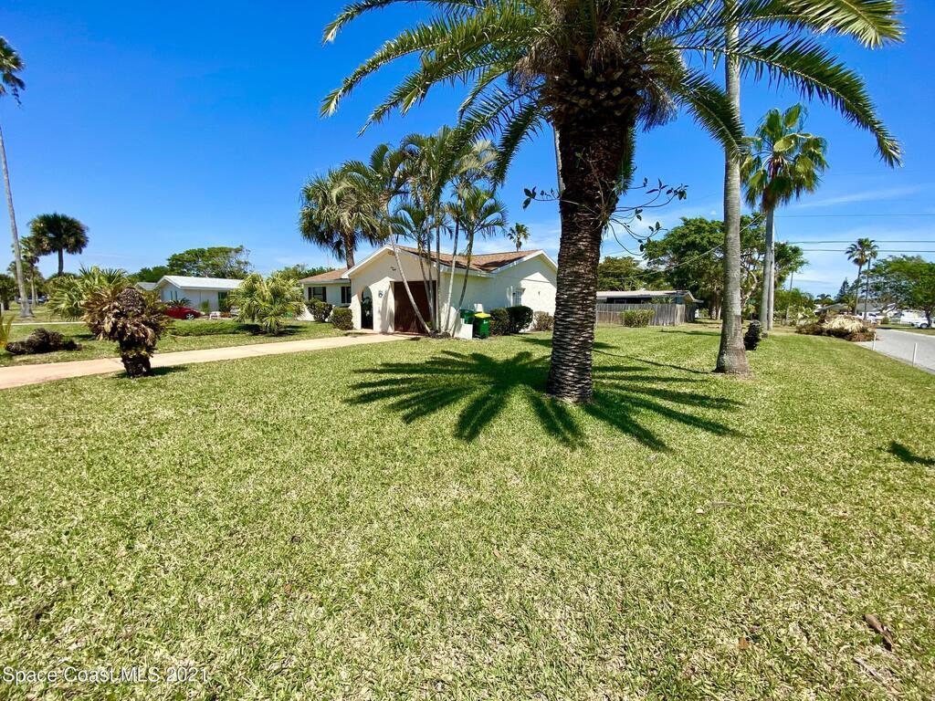 380 Coconut Drive, Indialantic, FL 32903