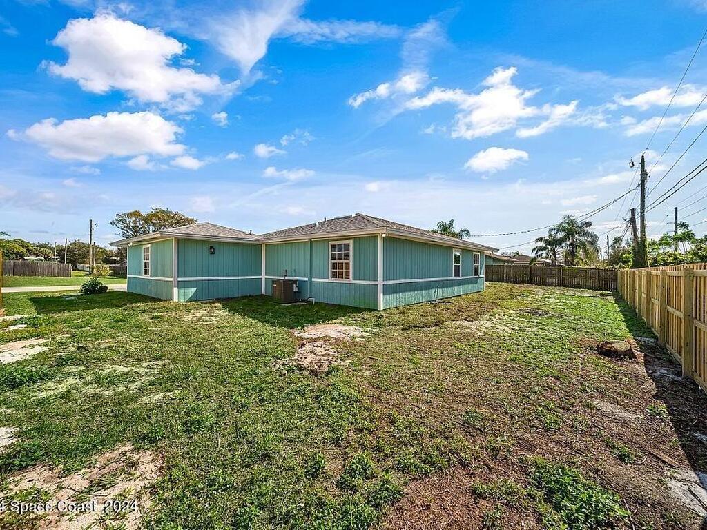 185 8th Avenue, Vero Beach, FL 32962