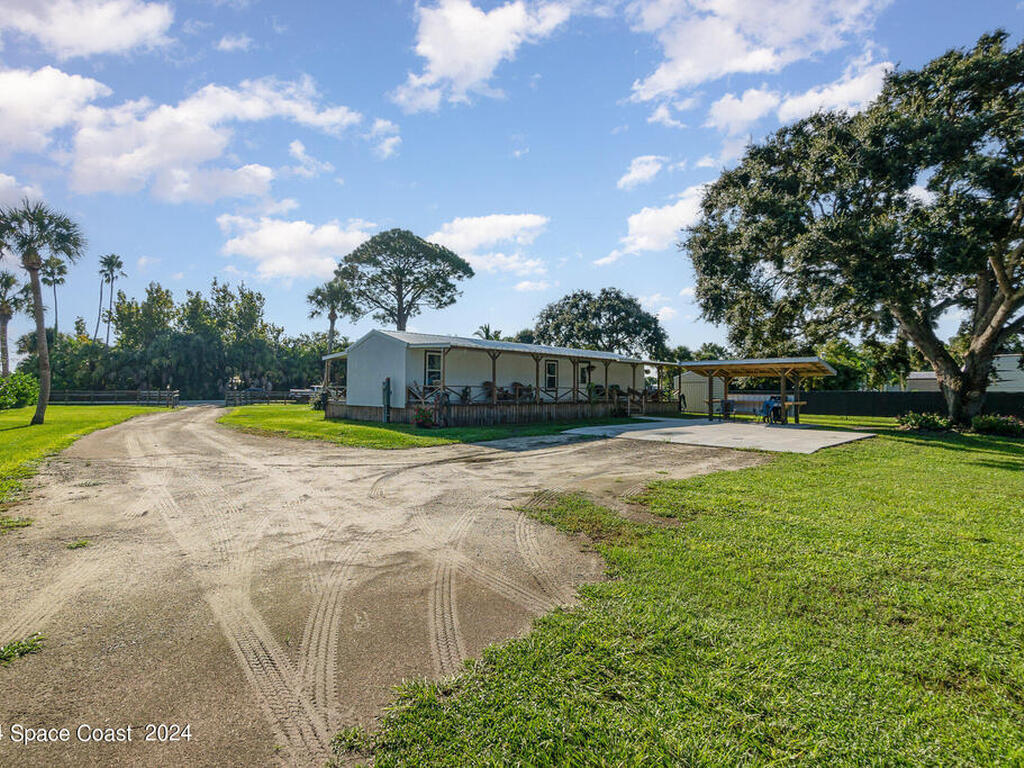 8110 Pine Ridge Trail, Sebastian, FL 32976