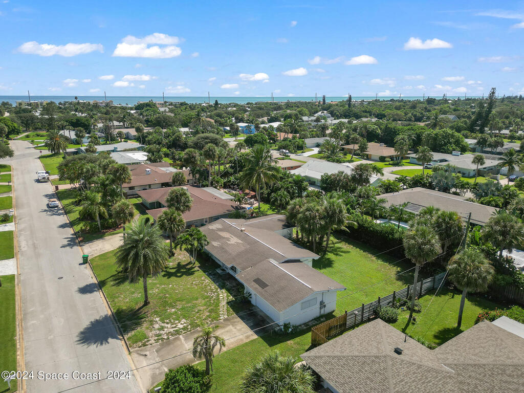 317 9th Terrace, Indialantic, FL 32903