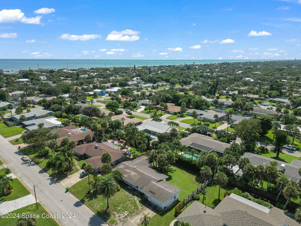 317 9th Terrace, Indialantic, FL 32903