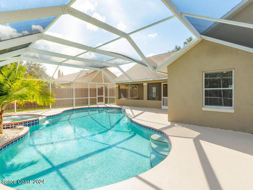 1336 Richwood Circle, Rockledge, FL 32955