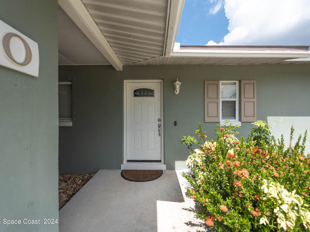 300 Nora Avenue, Merritt Island, FL 32952