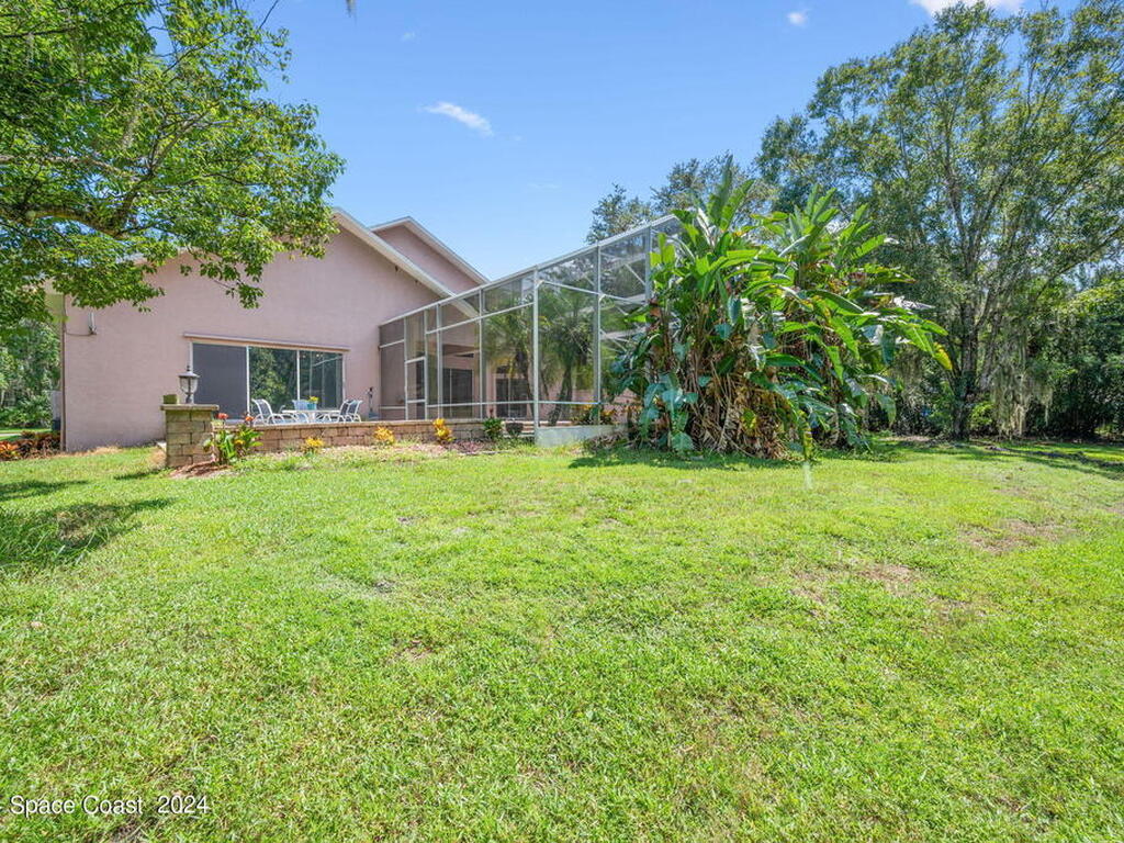 5590 Bob White Trail, Mims, FL 32754