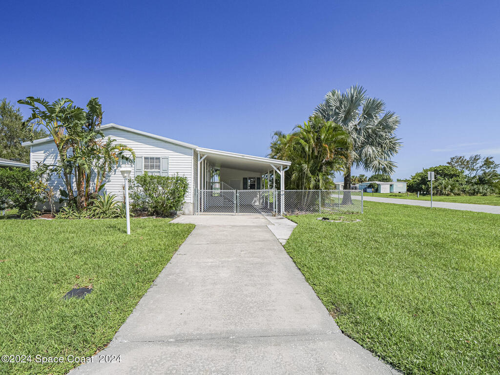 1145 Wren Circle, Barefoot Bay, FL 32976