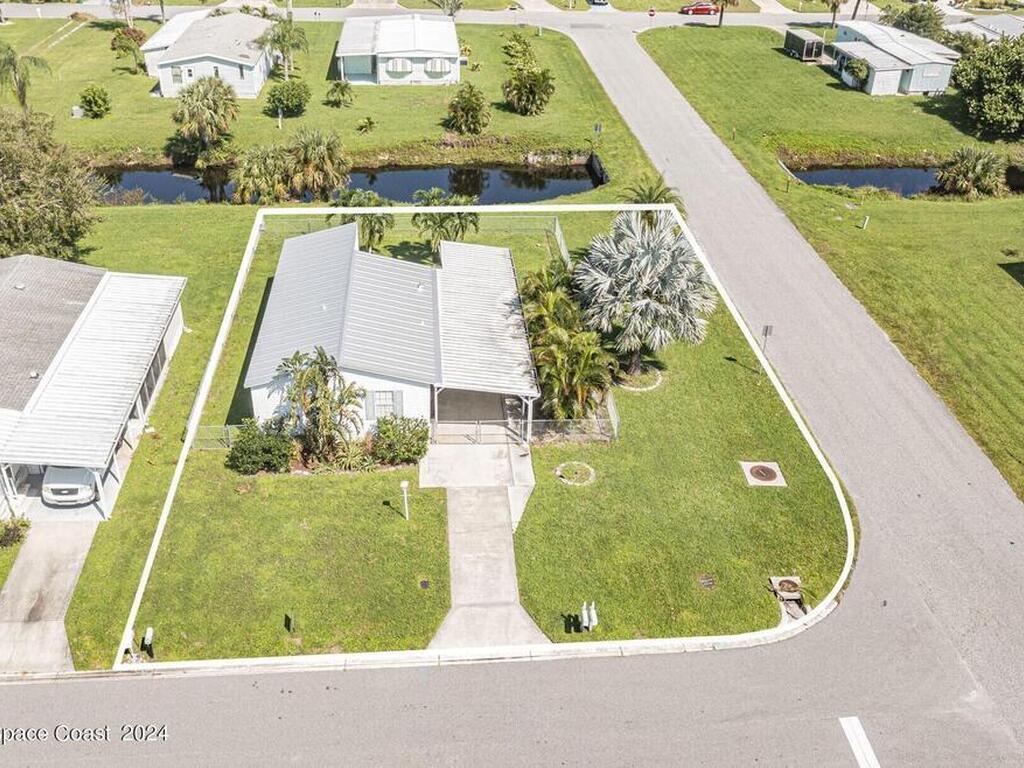 1145 Wren Circle, Barefoot Bay, FL 32976