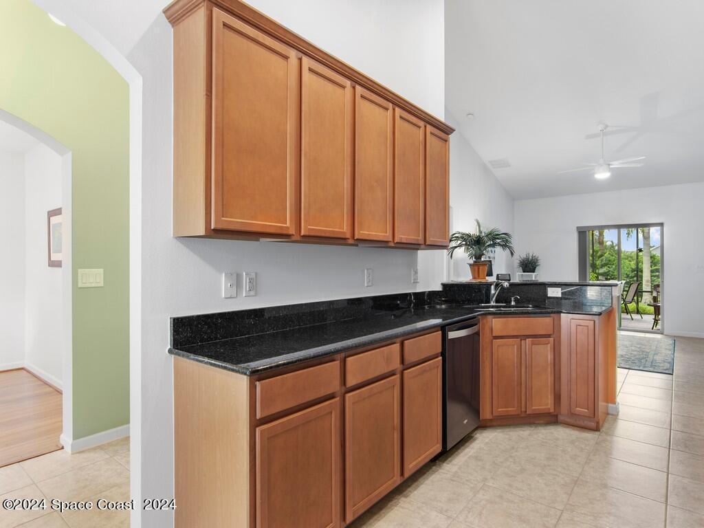 1281 Lexington Manor, Vero Beach, FL 32962