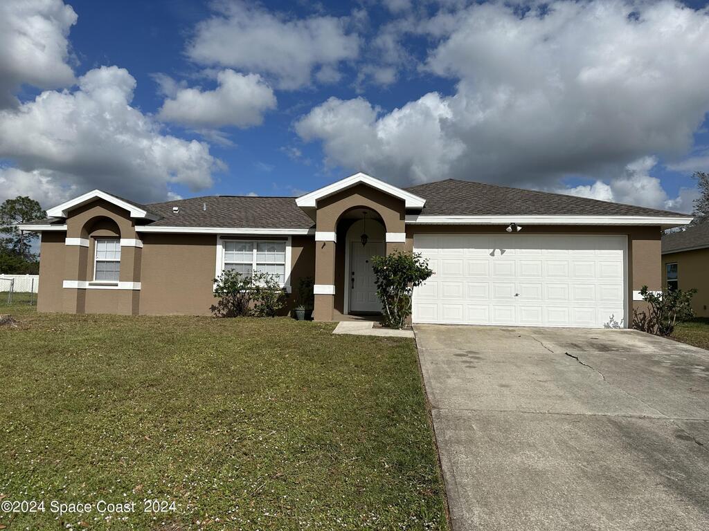 1537 Hero Street, Palm Bay, FL 32909