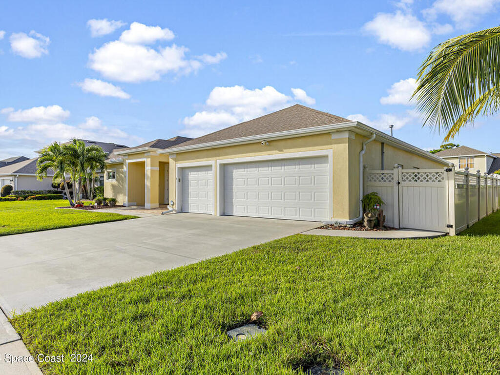 572 Glenbrook Circle, Rockledge, FL 32955