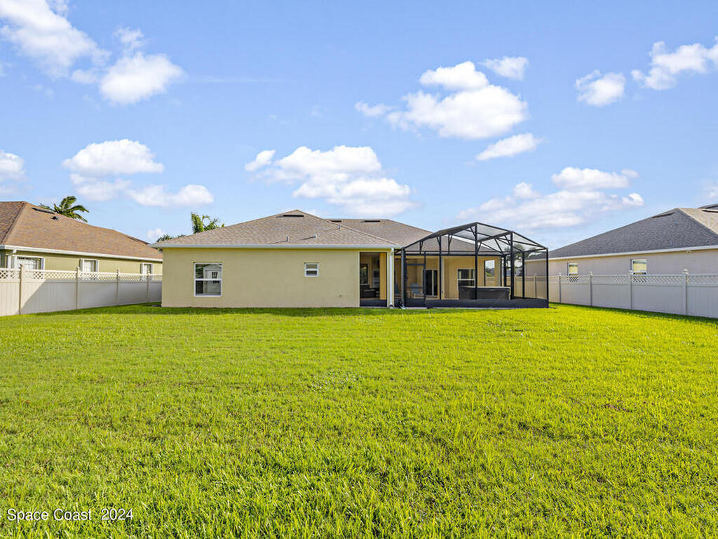 572 Glenbrook Circle, Rockledge, FL 32955