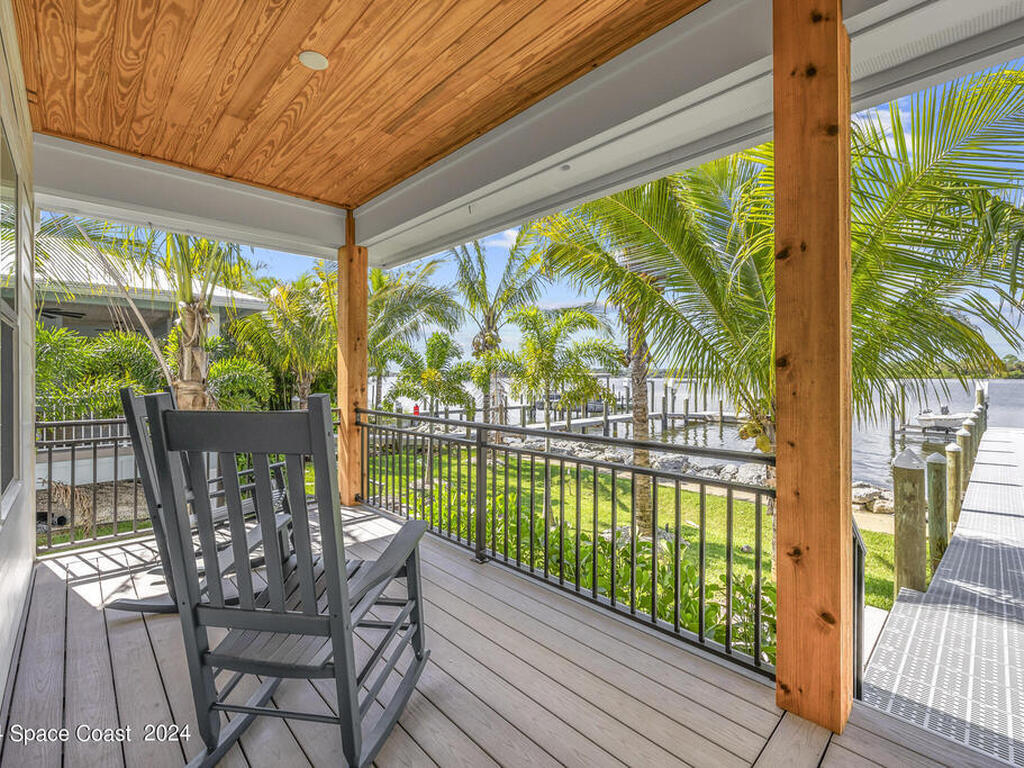 19 Vip Island, Grant, FL 32949