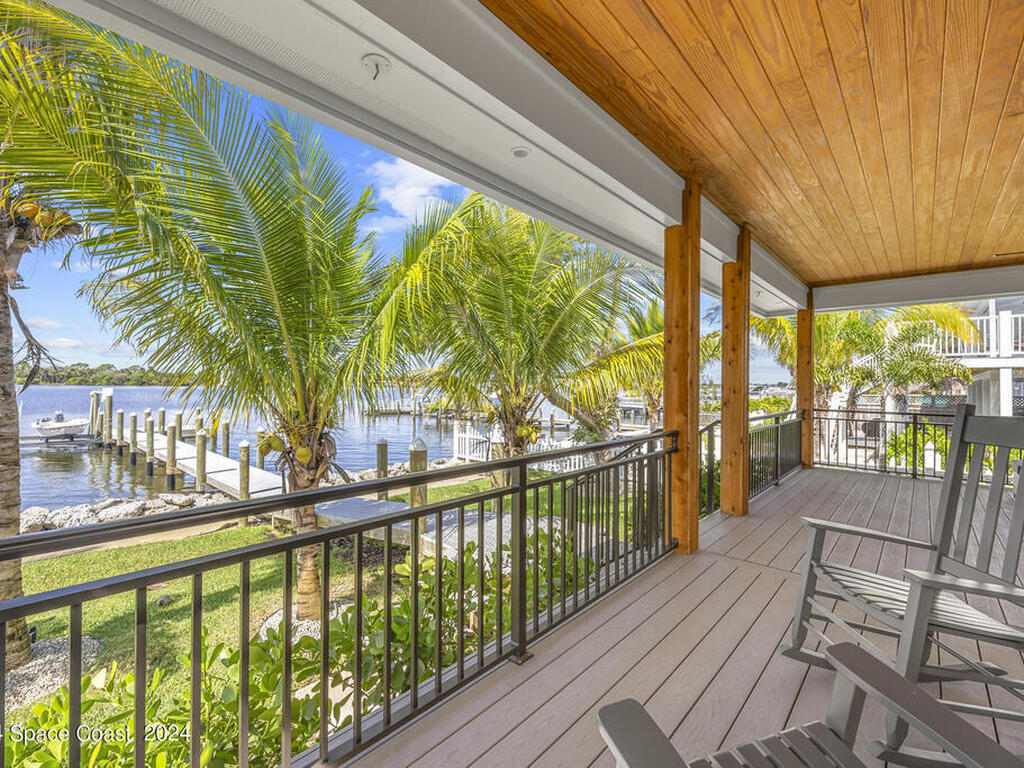 19 Vip Island, Grant, FL 32949