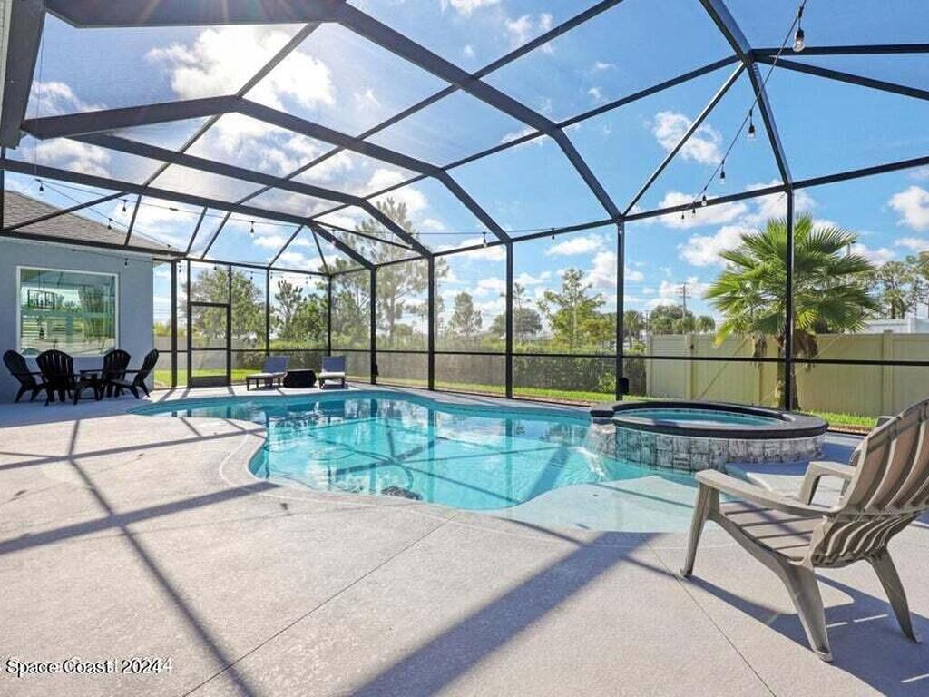 2767 Kilns Circle, West Melbourne, FL 32904