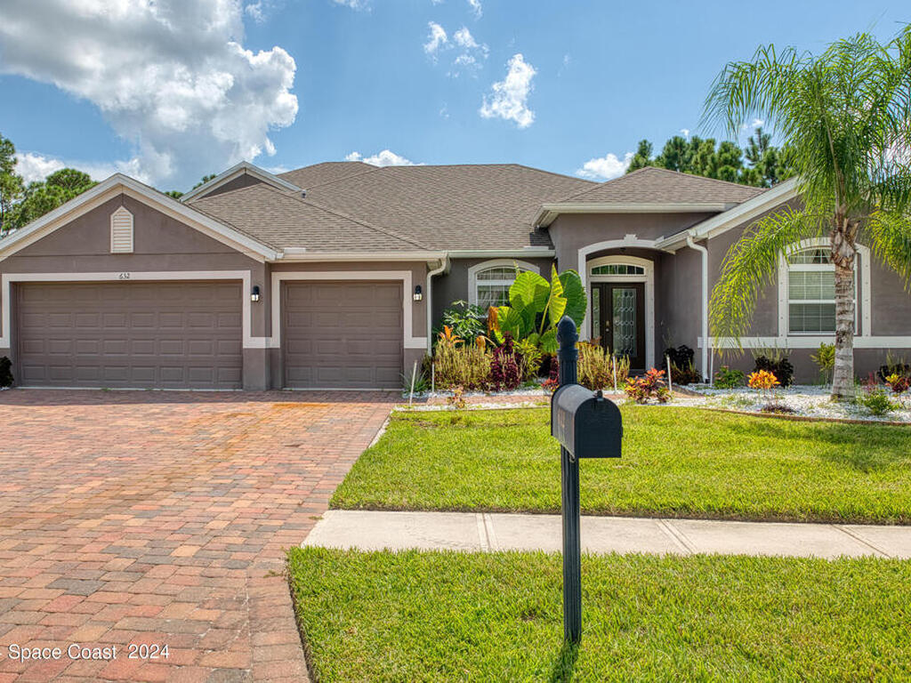 632 SE Stonebriar Drive, Palm Bay, FL 32909