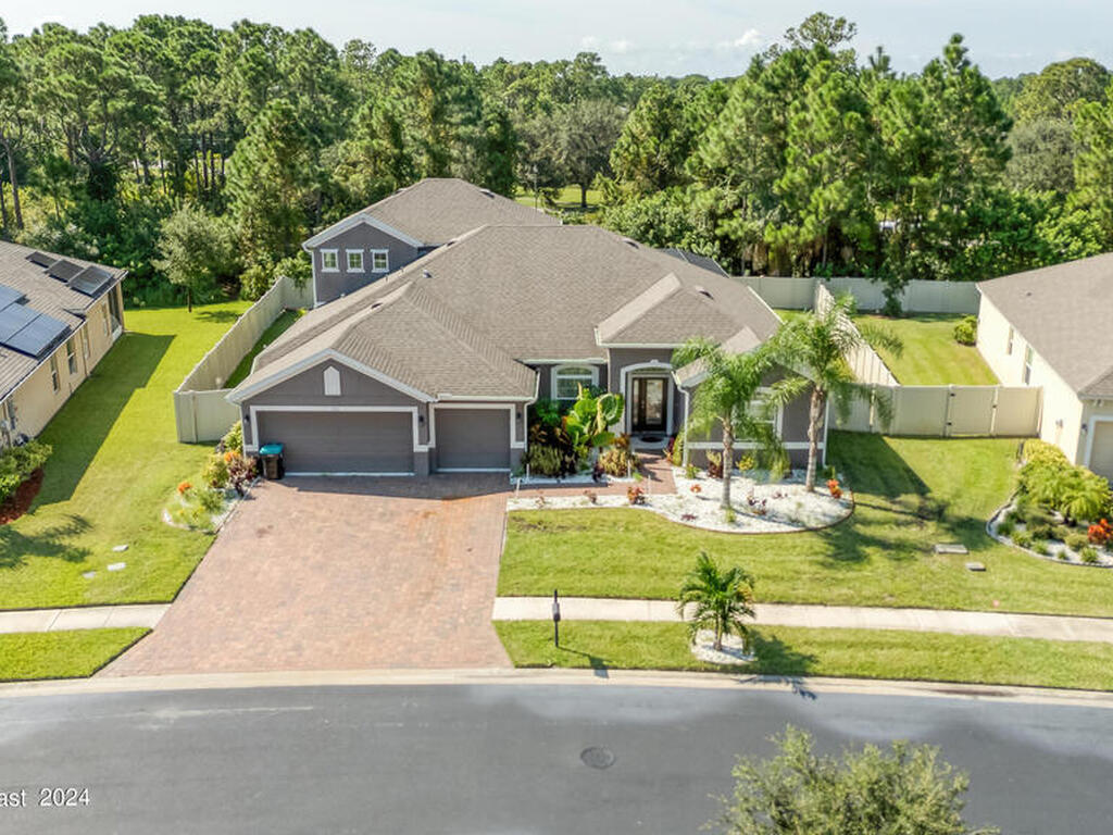 632 SE Stonebriar Drive, Palm Bay, FL 32909