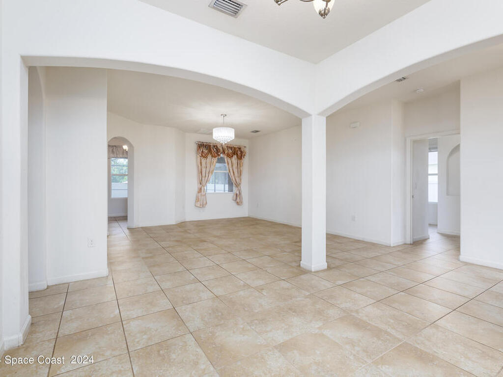 632 SE Stonebriar Drive, Palm Bay, FL 32909