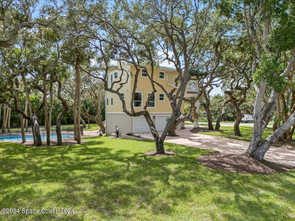 5835 Riverside Drive, Melbourne Beach, FL 32951