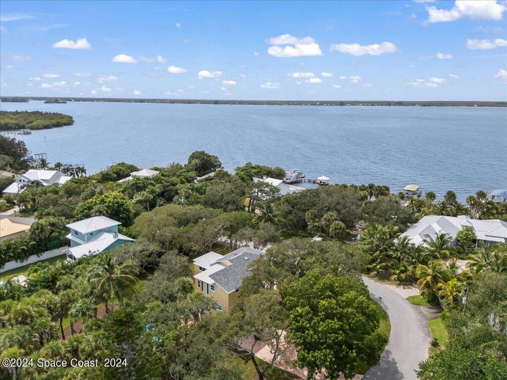 5835 Riverside Drive, Melbourne Beach, FL 32951