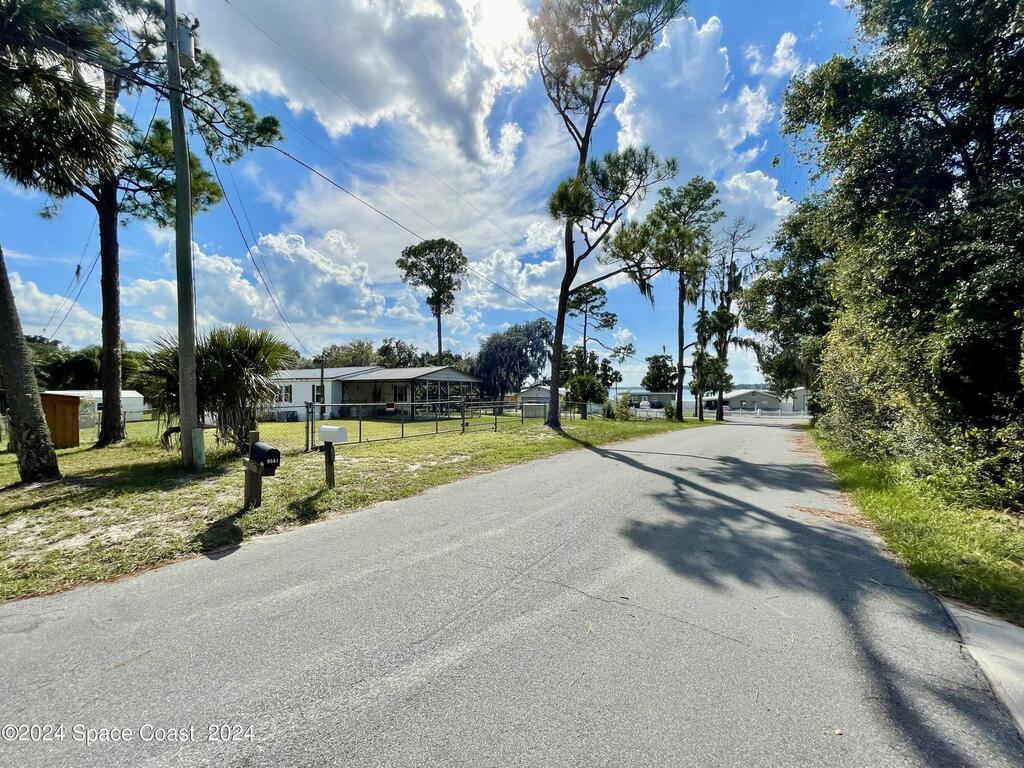 9561 Lake Marion Creek Rd, Haines City, FL 33844