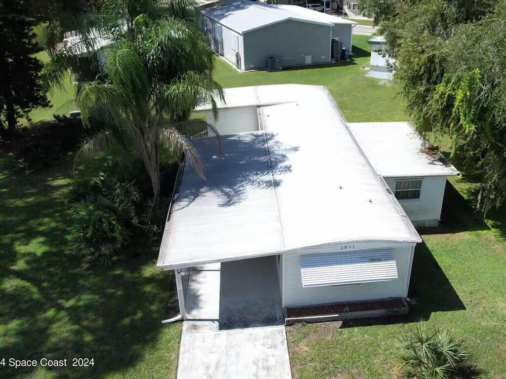 1091 Laurel Court, Palm Bay, FL 32907