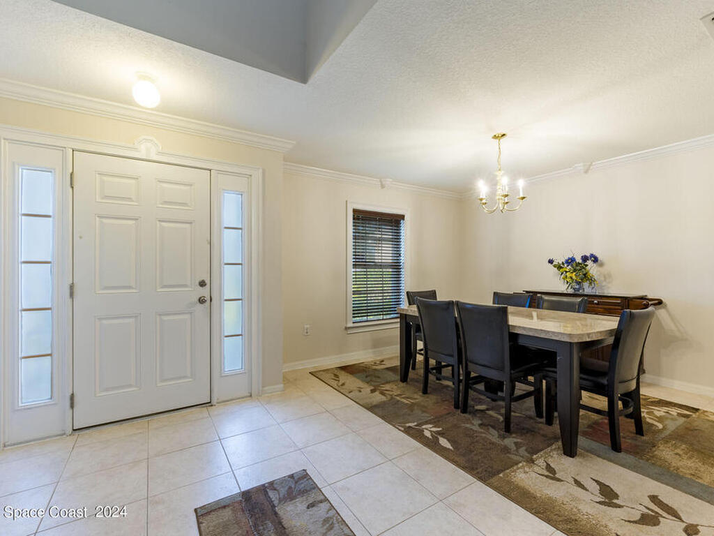 2010 Brookshire Circle, Melbourne, FL 32904