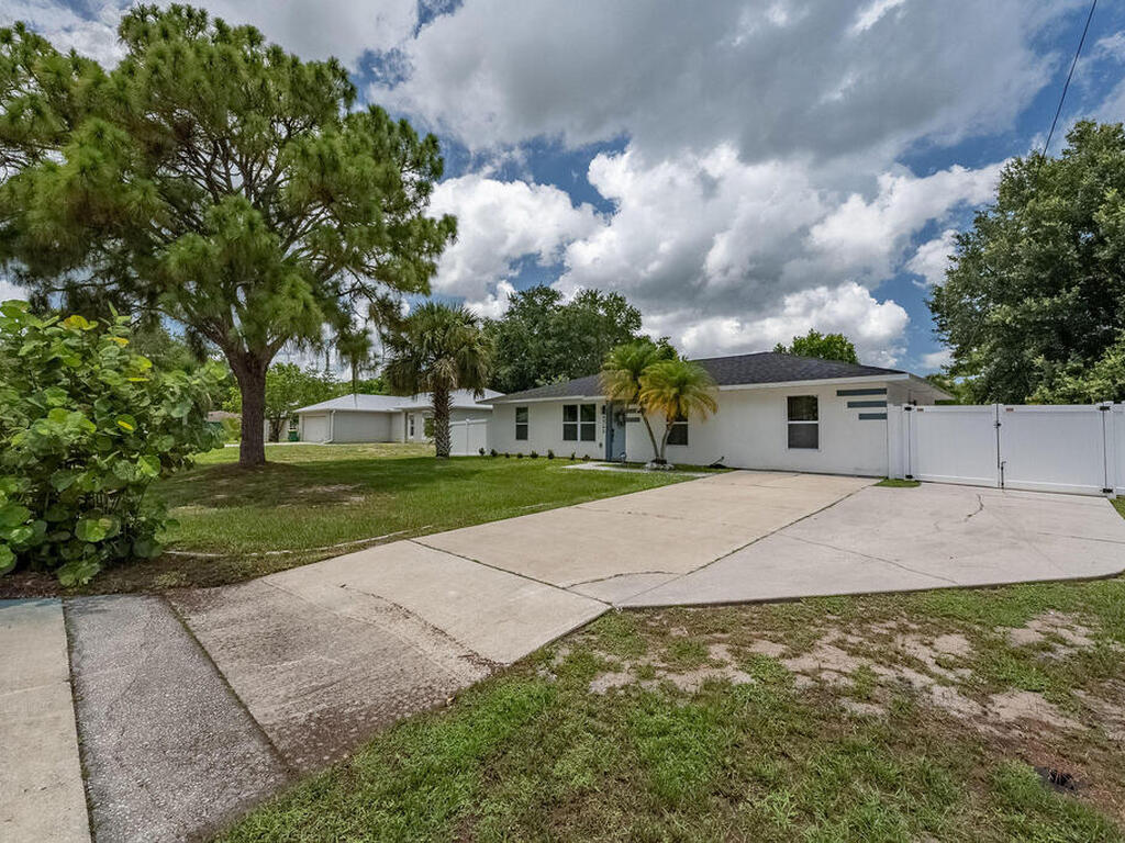 4540 Greenhill Street, Cocoa, FL 32927