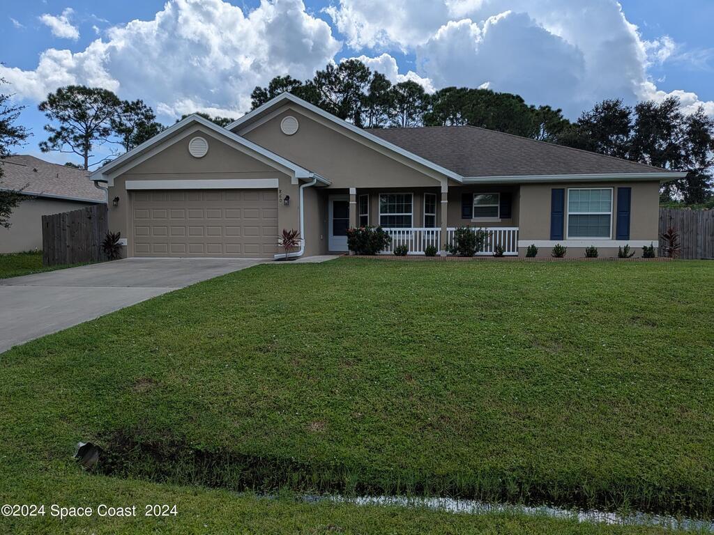 860 Ravenswood Street, Palm Bay, FL 32909