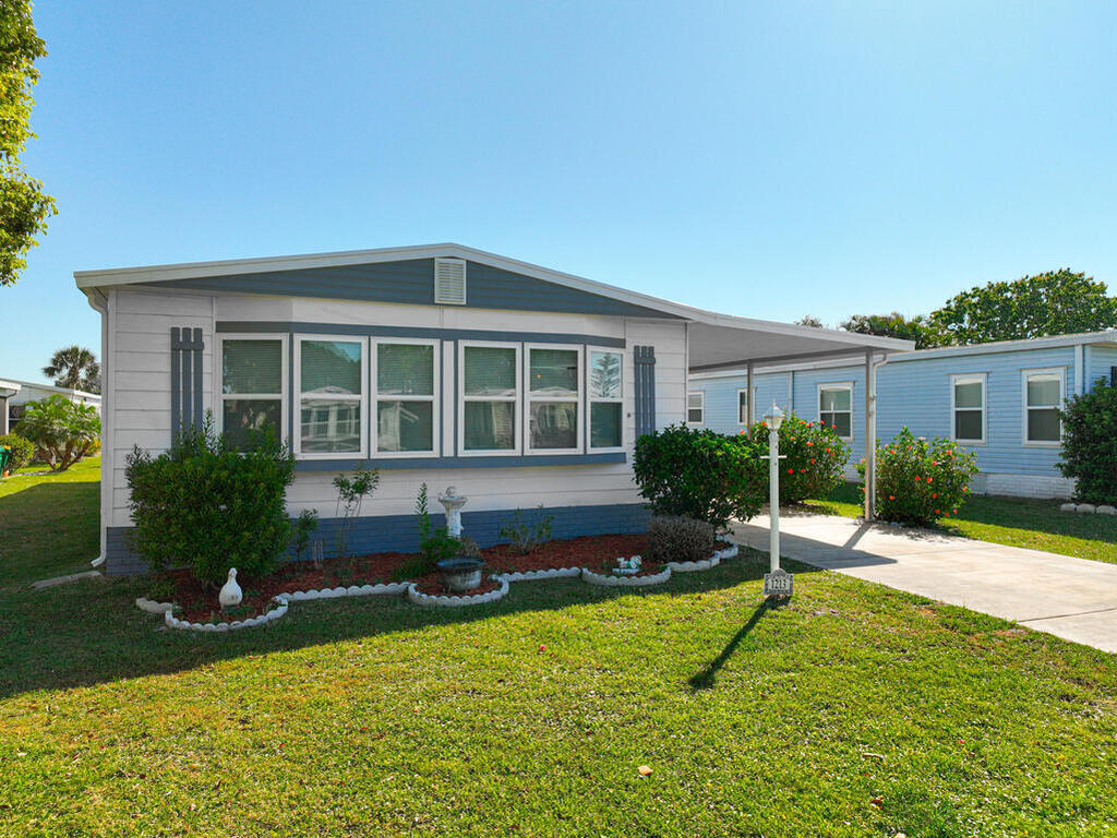 1213 Gardenia Drive, Barefoot Bay, FL 32976