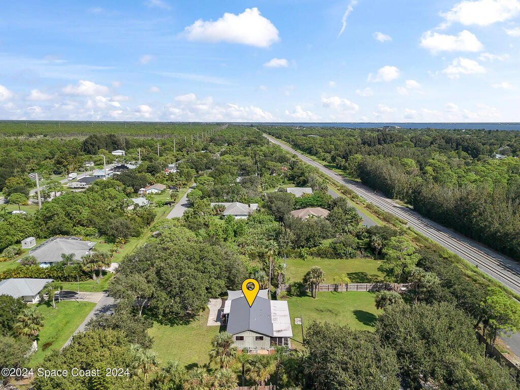 9633 Honeysuckle Drive, Sebastian, FL 32976