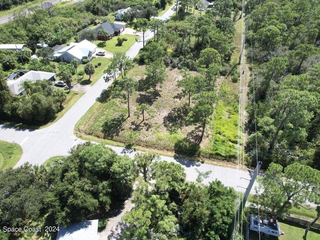 3625 Wisteria Lane, Micco, FL 32976