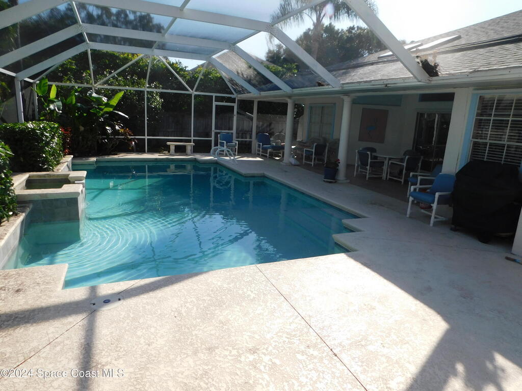 984 Whisperoak Drive, Melbourne, FL 32901