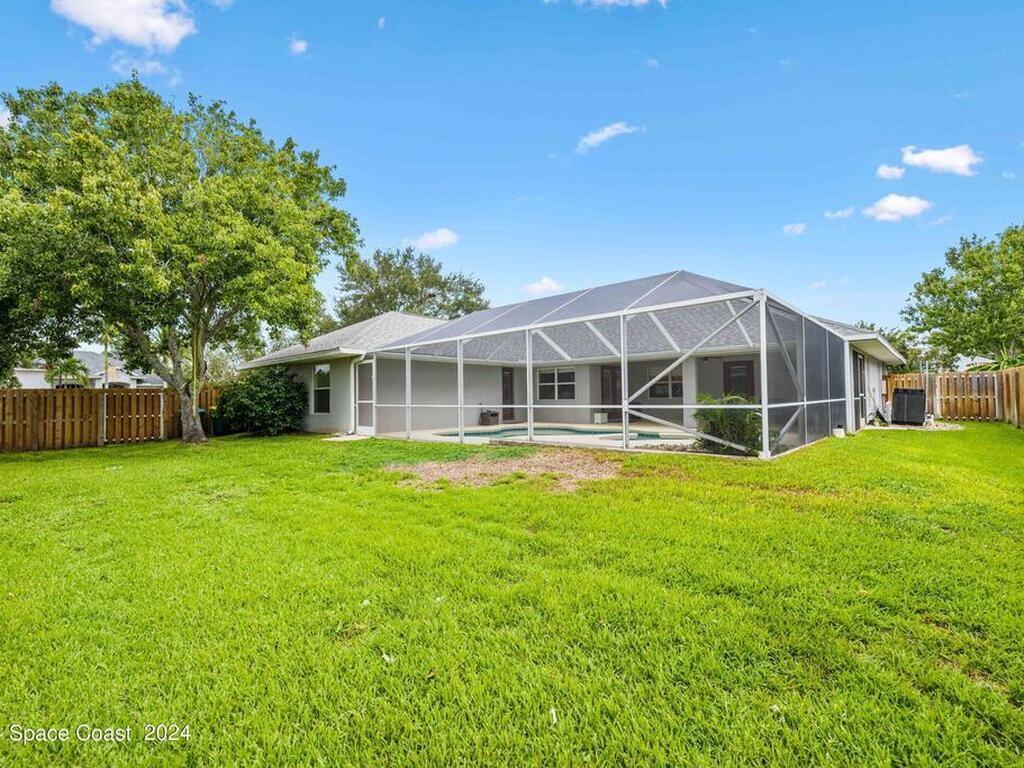 2052 Woodfield Circle, West Melbourne, FL 32904