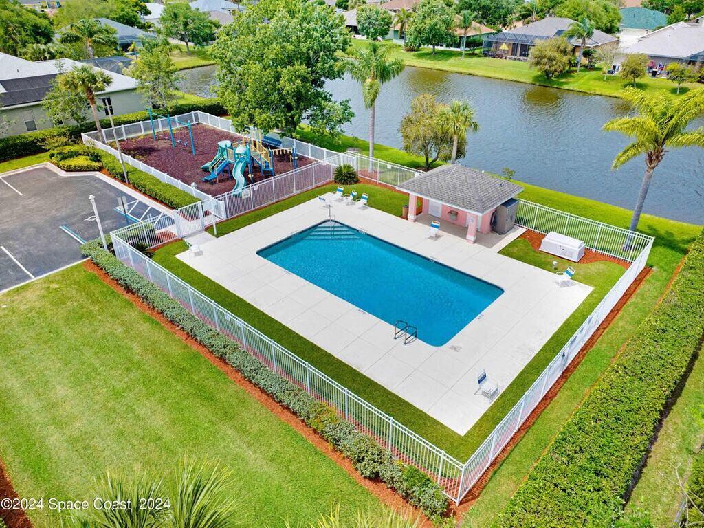 2052 Woodfield Circle, West Melbourne, FL 32904