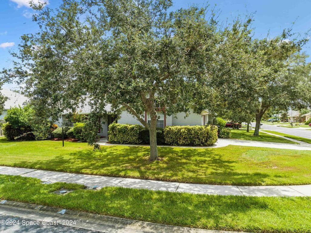 2052 Woodfield Circle, West Melbourne, FL 32904