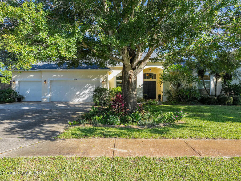 1200 Rebecca Drive, Merritt Island, FL 32952