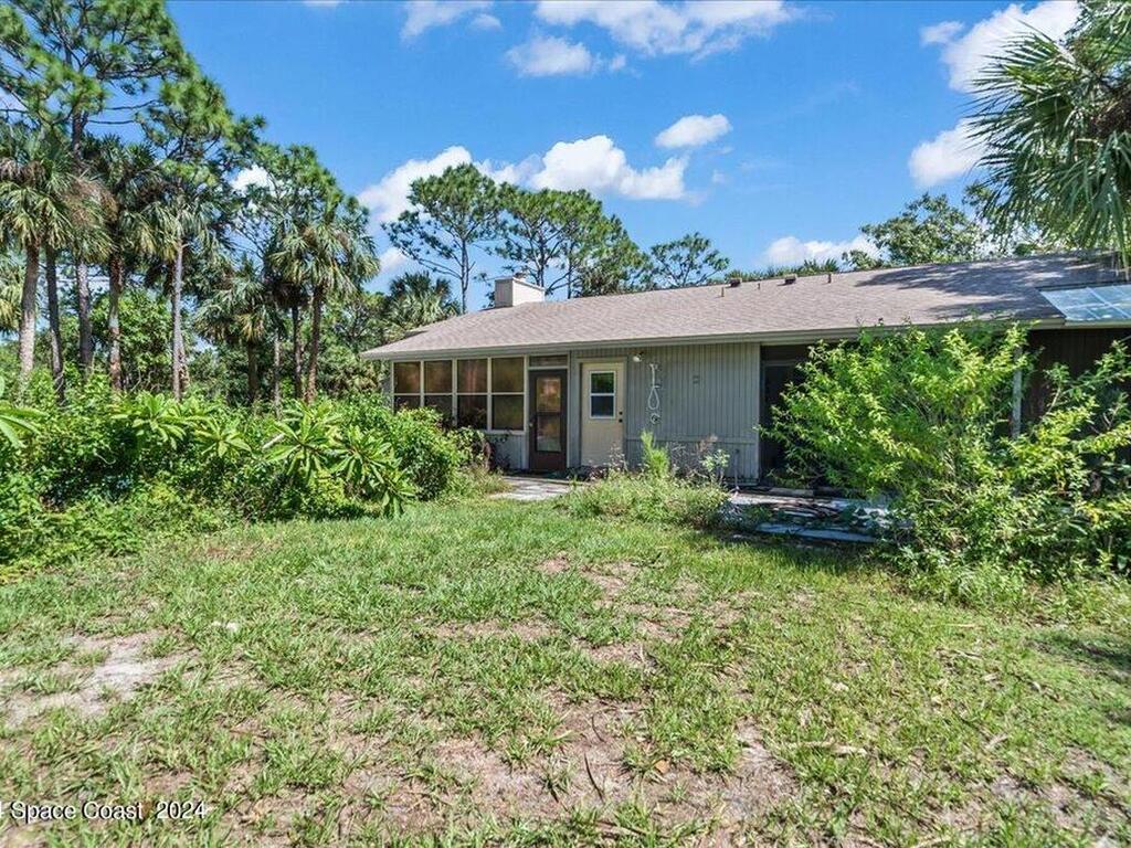 2240 Ivey Lane, Malabar, FL 32950