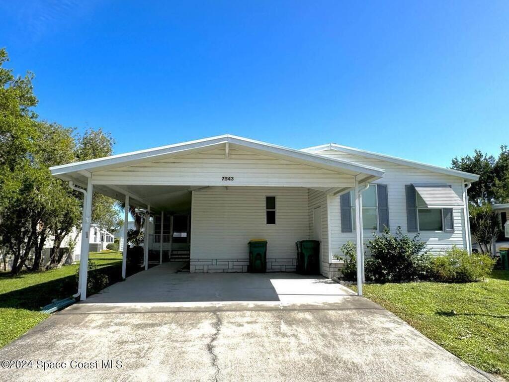 7543 Chasta Road, Micco, FL 32976