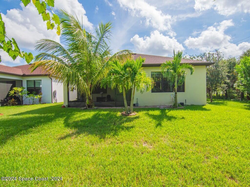 1613 Willows Square, Vero Beach, FL 32966