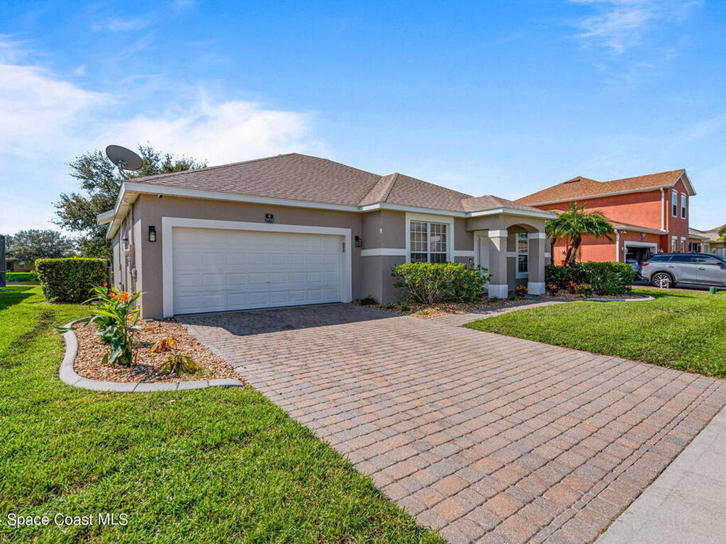 1521 Bridgeport Circle, Rockledge, FL 32955