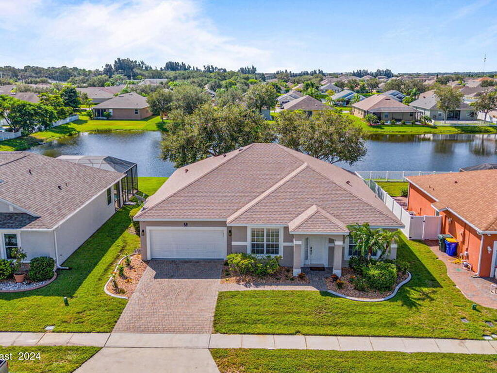 1521 Bridgeport Circle, Rockledge, FL 32955